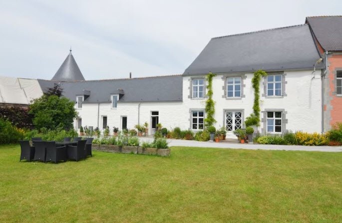 Château de Senzeilles, Cerfontaine, Belgium